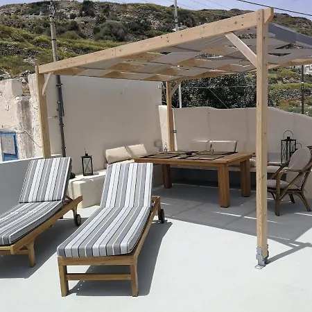 Katsinaros House Emporio (Santorini)